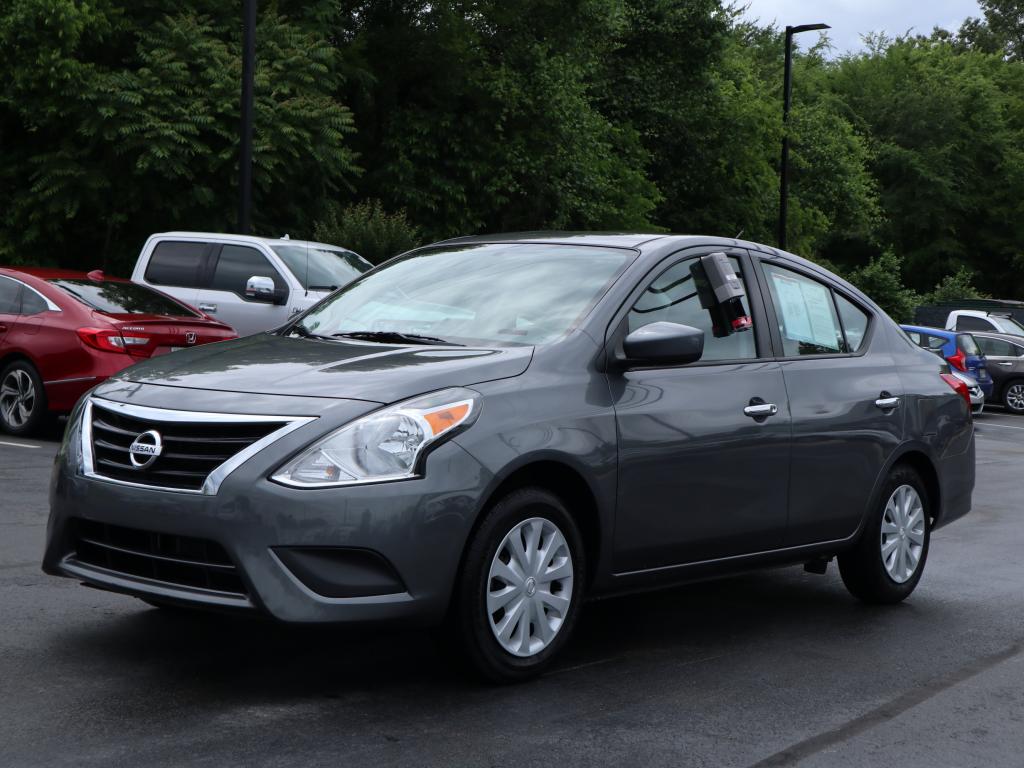 Pre-Owned 2018 Nissan Versa SV FWD 4dr Car