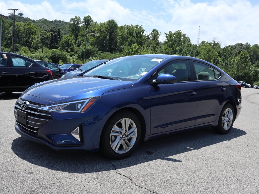 Pre-Owned 2020 Hyundai Elantra SEL FWD 4dr Car